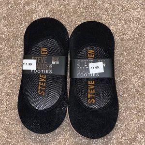 NWT Steve Madden Footies Socks